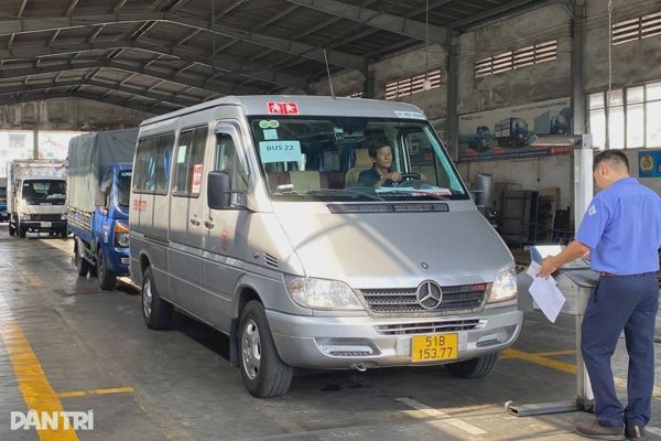 Loạt lỗi đèn ô tô có thể khiến chủ xe phải kiểm định lại