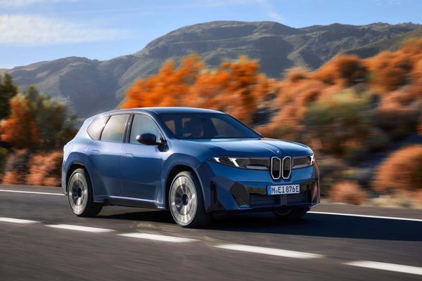 Loạt xe Audi, BMW, Porsche, Ford bị cảnh báo tới khách Việt, chuyện gì xảy ra?