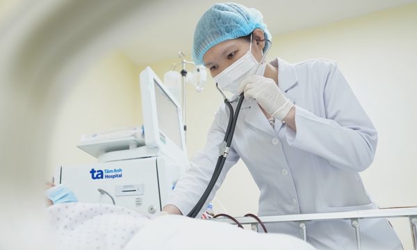 Lọc máu cho người suy thận kèm HIV