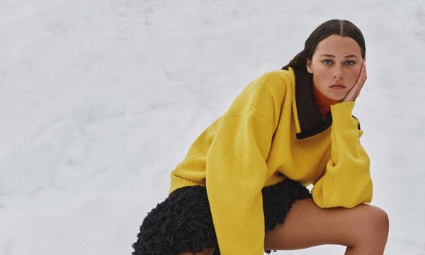 Loewe đưa bộ sưu tập Thu Đông 2026 lên đỉnh Mont Blanc
