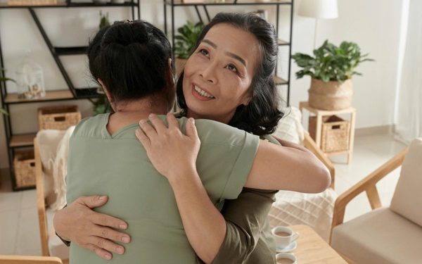 Lời dịu dàng không phải lúc nào cũng giúp xoa dịu nỗi đau