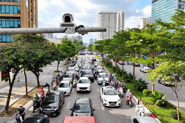 Lời giải mới cho bài toán giao thông thông minh ở Việt Nam
