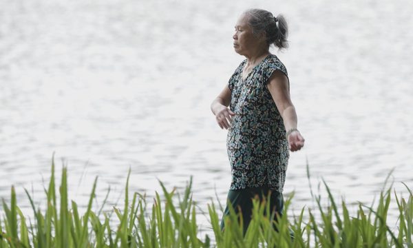 Lợi ích đi bộ sáng và chiều