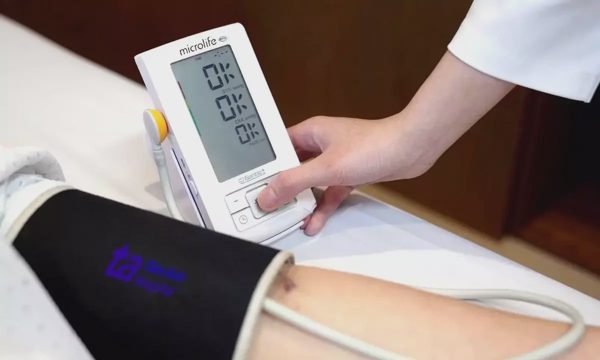 Lợi ích khi theo dõi huyết áp tại nhà