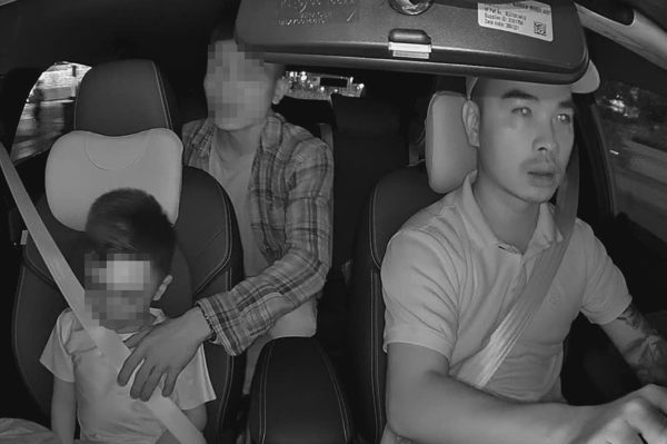 Lời xin lỗi của tài xế sau chuyến xe đưa bé trai đi cấp cứu