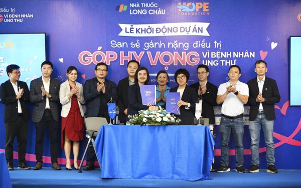 Long Châu cùng Quỹ Hope và các hãng dược chung tay san sẻ một phần gánh nặng điều trị cho bệnh nhân ung thư