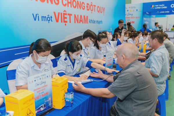 Long Châu vào Top 50 doanh nghiệp dẫn đầu về ESG 2026