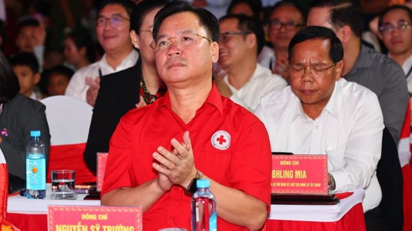 Lòng nhân ái chỉ thực sự có ý nghĩa khi được chuyển hóa thành hành động