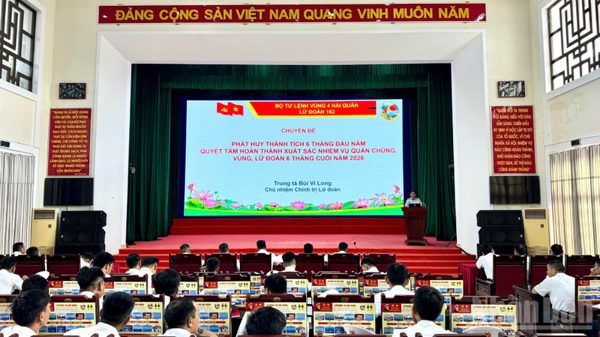 Lữ đoàn 162 quán triệt, giáo dục nhiệm vụ 6 tháng cuối năm 2026