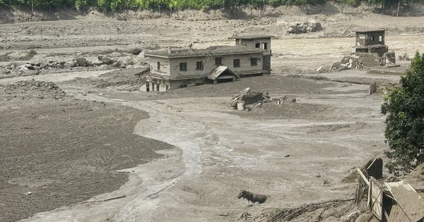 Lũ quét gây thương vong lớn tại Nepal-Tây Tạng, ông Tập Cận Bình chỉ đạo khẩn