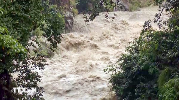 Lũ quét kinh hoàng tại miền Trung Nepal, cuốn trôi hơn 200 căn nhà