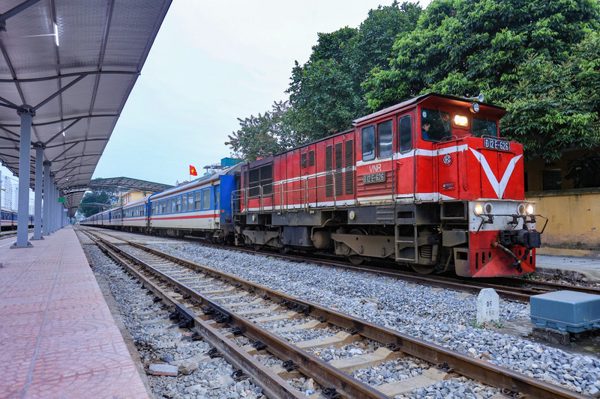 Lựa chọn nhà thầu thi công 15 ga đường sắt Lào Cai-Hà Nội-Hải Phòng trong quý 4