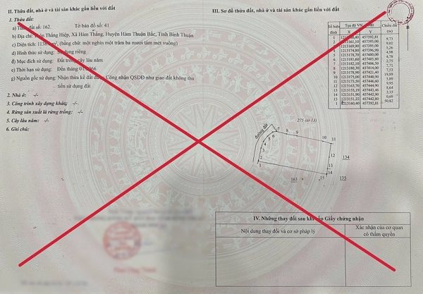 Lừa cụ bà tách sổ đỏ rồi chiếm đoạt