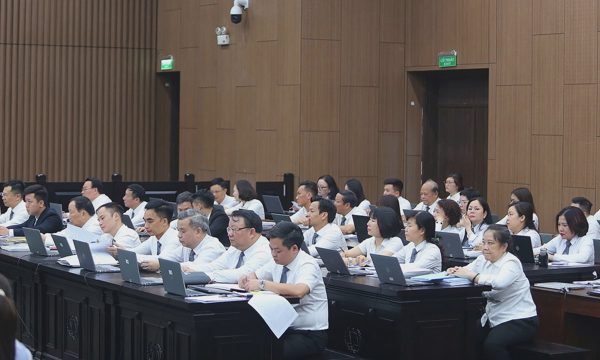 Luật sư công tại Bộ Công an, Quốc phòng được miễn trách nhiệm nếu gây thiệt hại nhưng không tư lợi