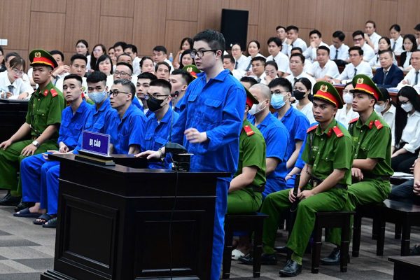 Luật sư đề nghị được tiếp xúc với Phó Đức Nam tại tòa