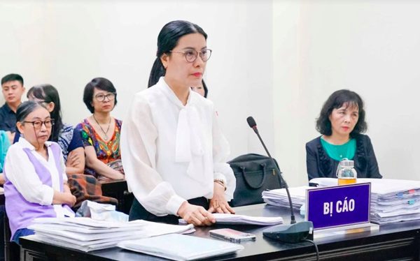 Lùi ngày phúc thẩm xem xét đơn kháng cáo kêu oan của cô giáo Nguyễn Thị Bình