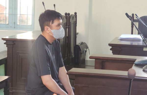 Lùi ngày xét xử tài xế xe tải gây tai nạn khiến nữ sinh Vĩnh Long tử vong