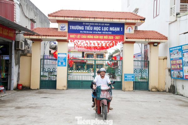 Lùm xùm việc bổ nhiệm hiệu trưởng sau sắp xếp trường học ở Bắc Ninh