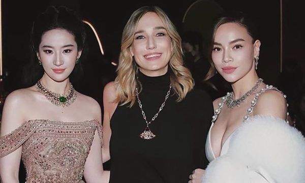 Lưu Diệc Phi gây tranh cãi khi loại Hồ Ngọc Hà khỏi ảnh chung