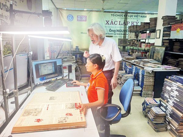 Lưu giữ ký ức những tờ báo cũ