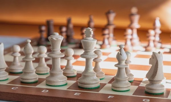 Lý do AI chưa thể 'giải mã' hoàn toàn cờ vua