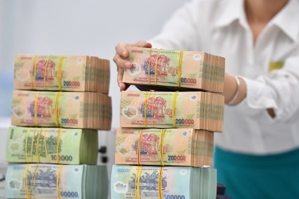 Lý do khiến lãi suất ngân hàng khó giảm