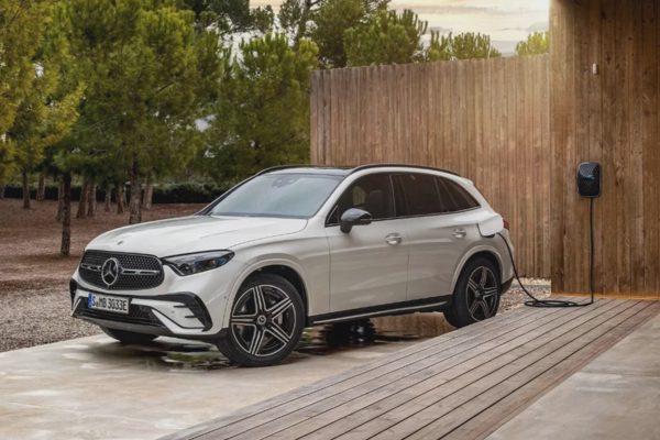Lý do Mercedes-Benz ưu tiên công nghệ PHEV hơn EREV