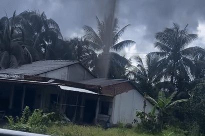 Lý giải nguyên nhân vụ 'lạ lùng' giếng khoan bất ngờ phun cột nước cao 15m