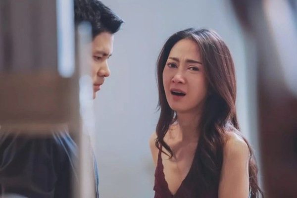 Ly hôn 8 năm, chồng cũ bất ngờ xin về sống cùng khiến tôi hoang mang