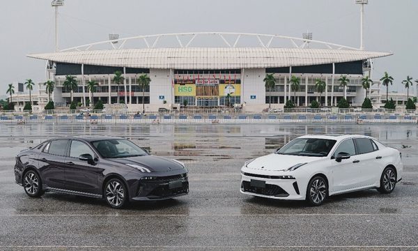 Lynk & Co 03 - sedan thể thao cho giới trẻ