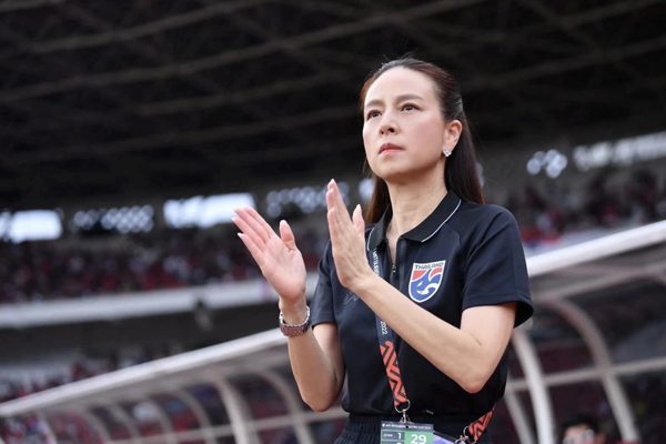Madam Pang nhiều tiền và quyền lực, vì sao đội tuyển Thái Lan vẫn khiến người hâm mộ buồn lòng?