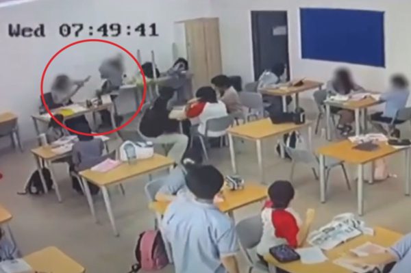 Malaysia bắt giữ học sinh 16 tuổi dùng rìu tấn công cô giáo
