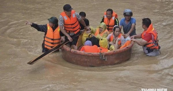 'Mầm mống' bão số 6 xuất hiện trên Biển Đông, miền Trung mưa lớn 8 ngày