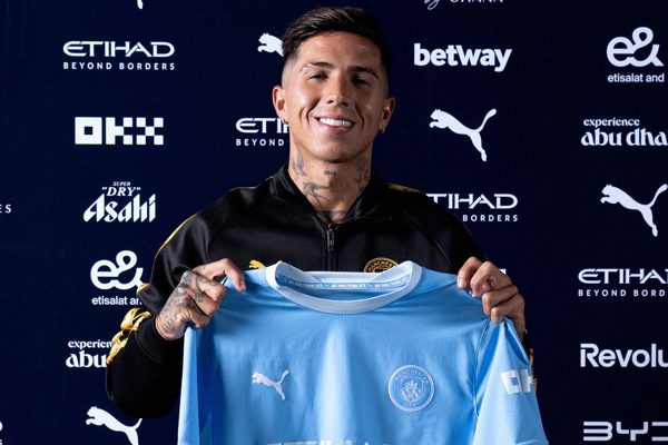 Man City công bố hợp đồng kỷ lục với Enzo Fernandez