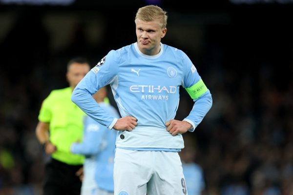 Man City nguy cơ bị trừ điểm nặng, xuống đá giải hạng nhất Anh