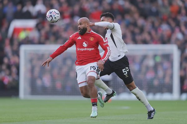 Man Utd thảm bại trước Bournemouth, áp sát nhóm xuống hạng