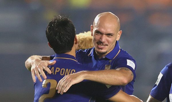 Manuel Bihr: 'Không có chuyện đội A Thái Lan hay đội B Việt Nam'