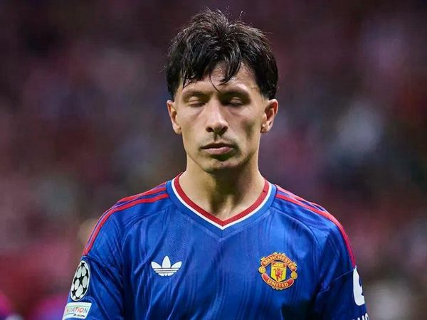 Martinez chỉ trích gay gắt ban lãnh đạo Man United