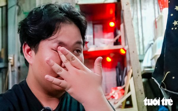 Mất cả cha mẹ vì ung thư và dịch COVID-19, nam sinh vào đại học từ tình thương của BV Chợ Rẫy