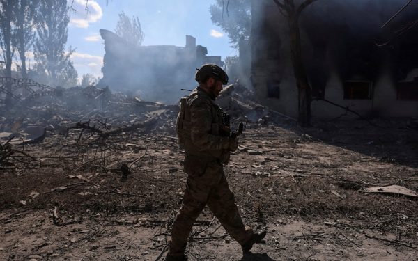 Matxcơva tuyên bố kiểm soát thành trì ở Donetsk, Ukraine nói 'ảo tưởng'