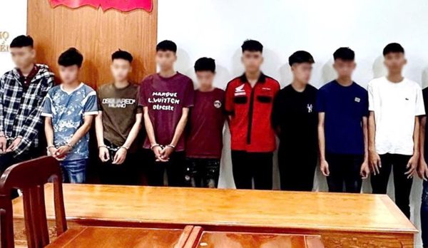 Mâu thuẫn khi livestream trên TikTok, hai nhóm hẹn nhau 'giải quyết' bằng dao phóng lợn