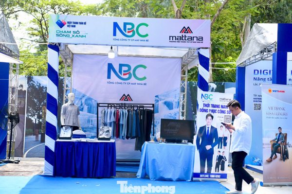 May Nhà Bè đưa sắc màu thời trang công sở đến Sóng Festival 2026
