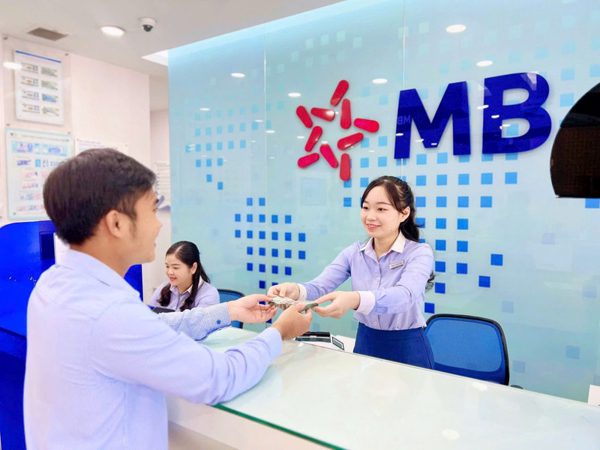 MB trở thành ngân hàng đầu tiên tại Việt Nam vượt mốc 100.000 tỷ đồng vốn điều lệ