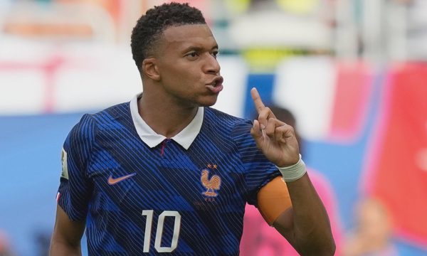 Mbappe: 'Đây là năm tốt để tôi giành Quả Bóng Vàng'