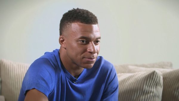 Mbappe: 'Ví tôi như kẻ độc tài là thiếu hiểu biết về chính trị và nhân văn'