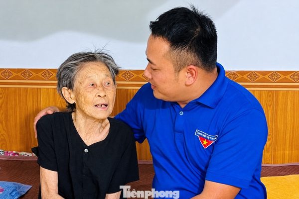 Mẹ Việt Nam Anh hùng 93 tuổi đau đáu tìm hài cốt chồng liệt sĩ