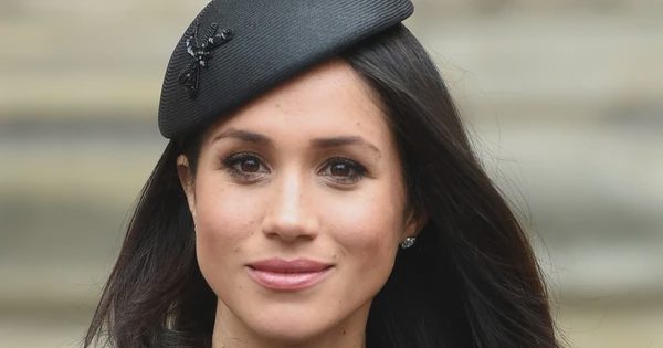 Meghan Markle lên kế hoạch viết hồi ký, tiếp tục khai thác drama của Hoàng gia Anh?