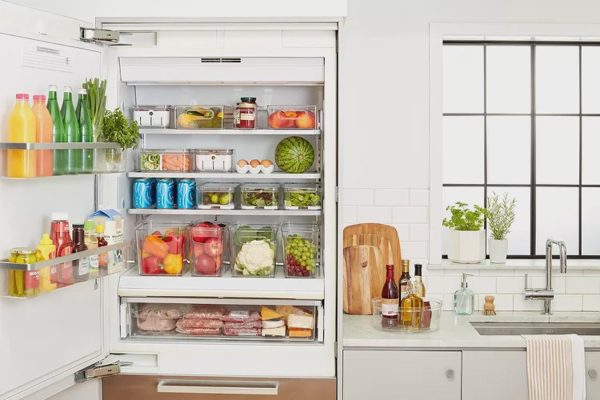 Mẹo đơn giản giúp tủ lạnh nhà bạn luôn sạch sẽ, gọn gàng