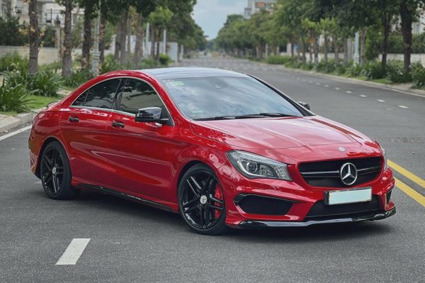 Mercedes CLA45 AMG dùng 12 năm có giá ngang Toyota Vios