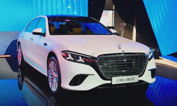 Mercedes S-class mới ra mắt bản hybrid, giá cao nhất 6,189 tỷ đồng